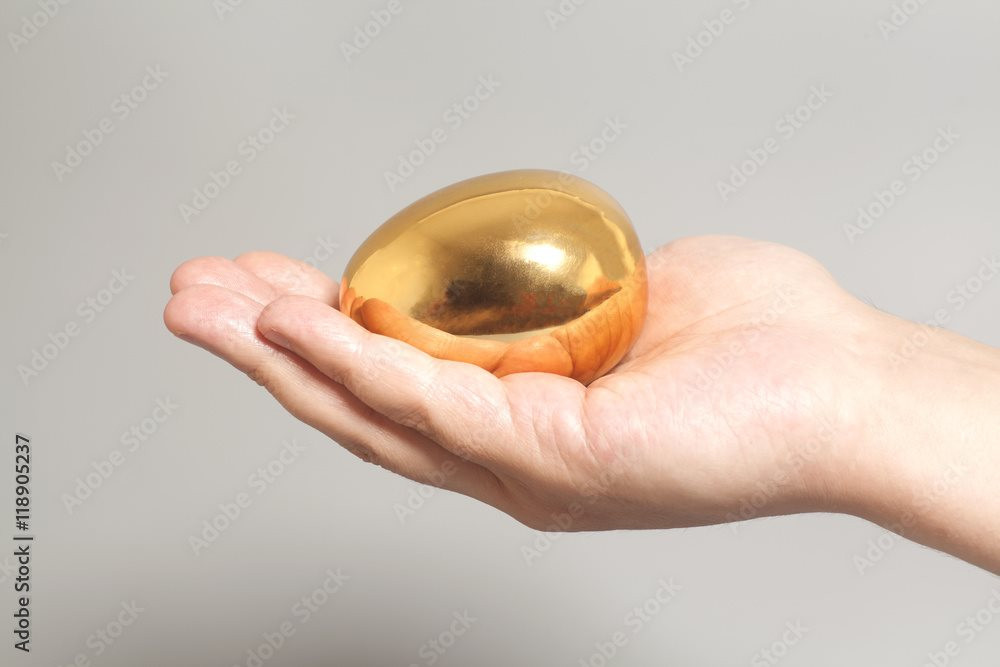 Quả Trứng Vàng