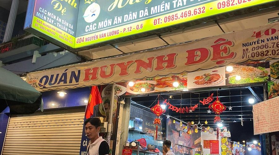 Quán Huynh đệ