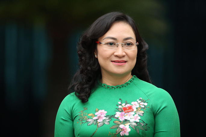 Thứ Trưởng Nữ
