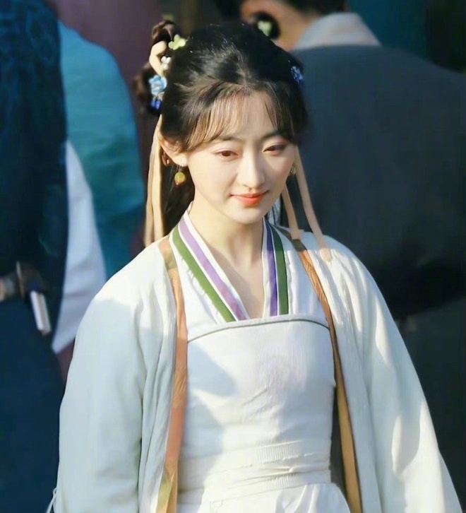 Triệu Linh Nhi